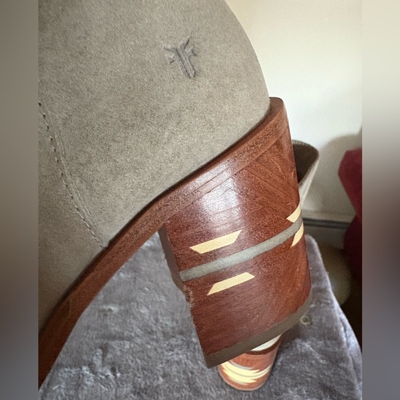 FRYE Pia Sedona Suede block inlay wood heel Boots Size 6 RARE - Picture 10 of 15